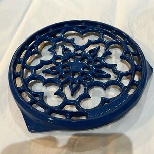 Le Creuset Blue Trivet, France